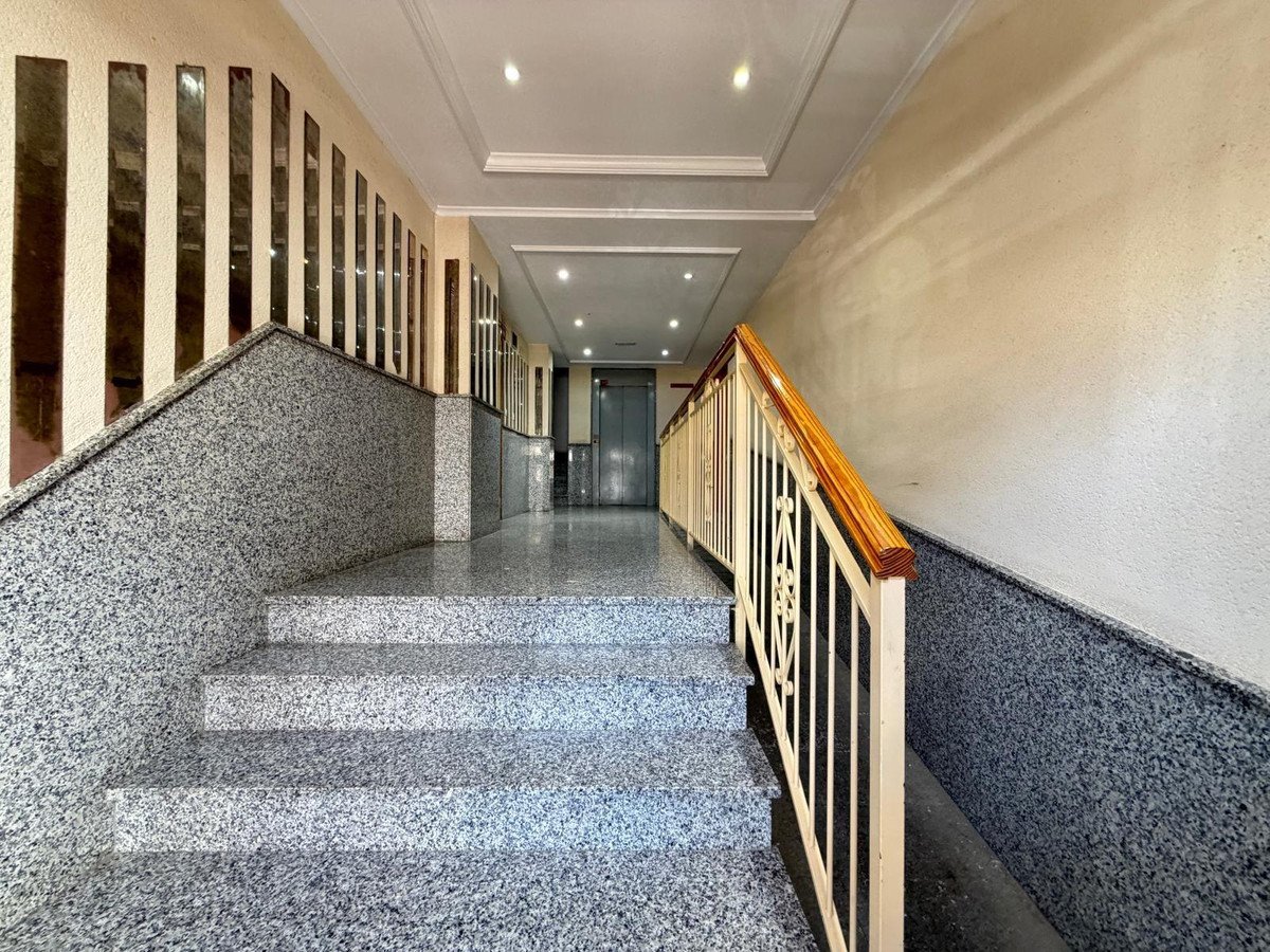 2 Bed Middle Floor Apartment in Torrevieja