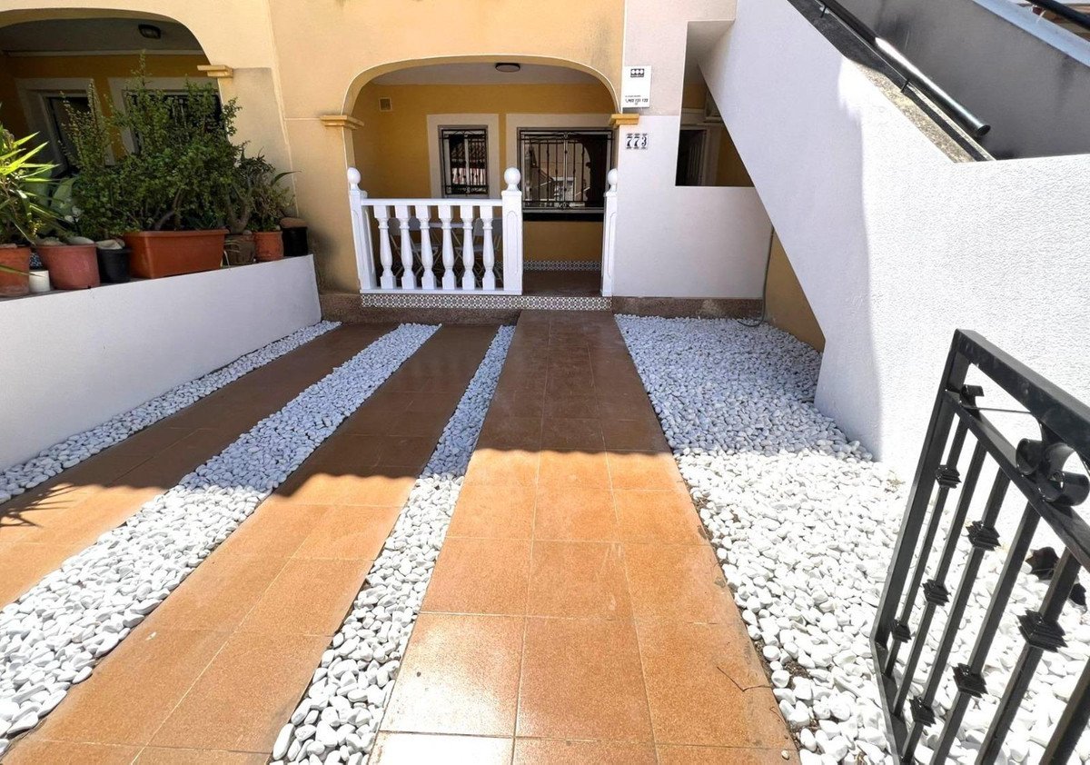 2 Bed Bungalow in Torrevieja