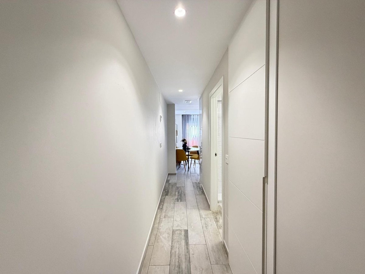 1 Bed Middle Floor Apartment in Torrevieja
