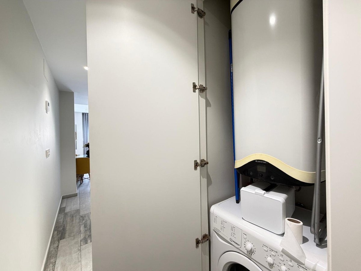 1 Bed Middle Floor Apartment in Torrevieja