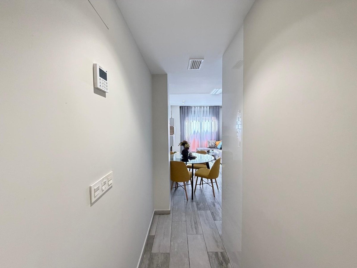 1 Bed Middle Floor Apartment in Torrevieja