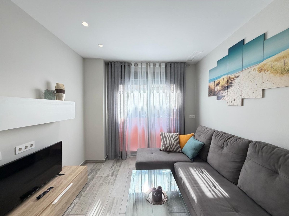 1 Bed Middle Floor Apartment in Torrevieja