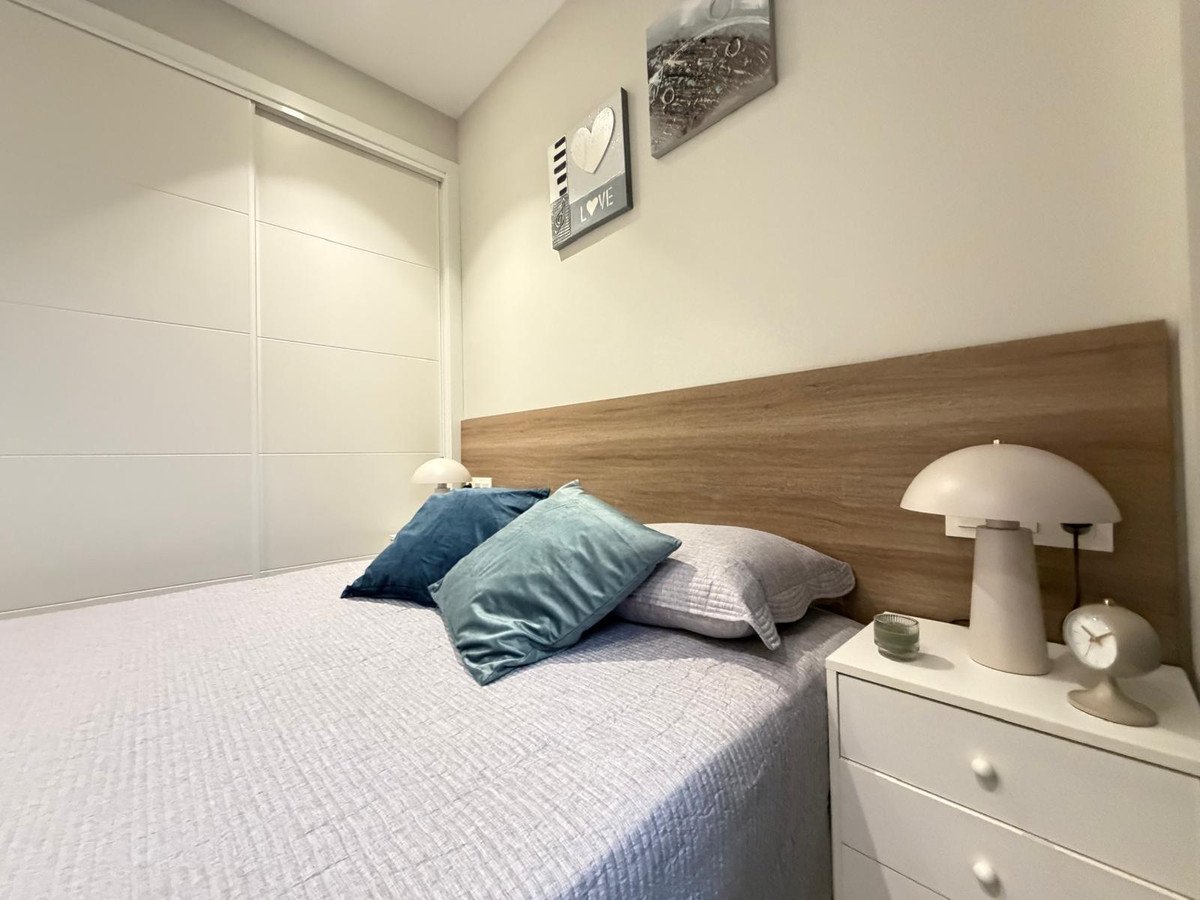 1 Bed Middle Floor Apartment in Torrevieja
