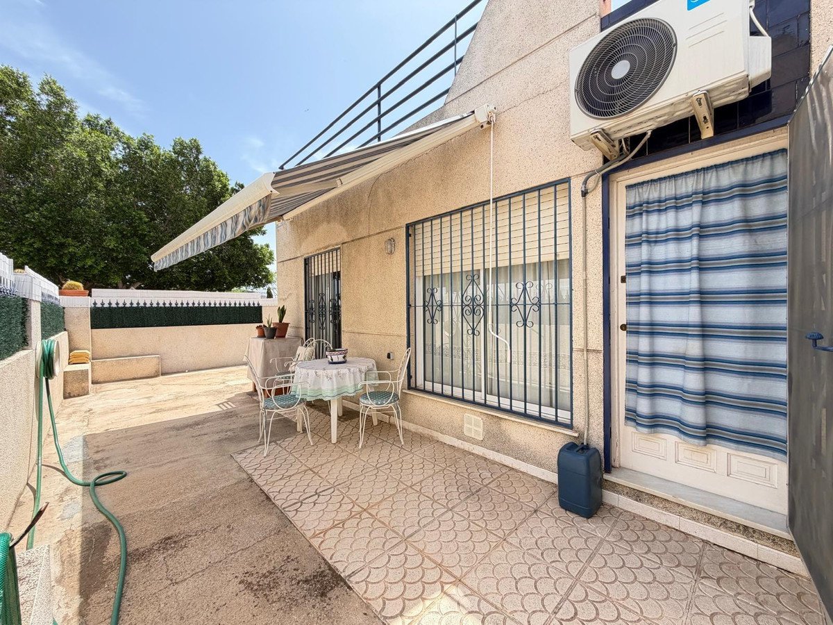 2 Bed Bungalow in Torrevieja