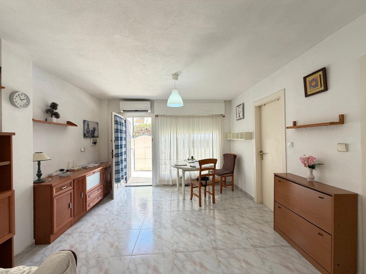 2 Bed Bungalow in Torrevieja