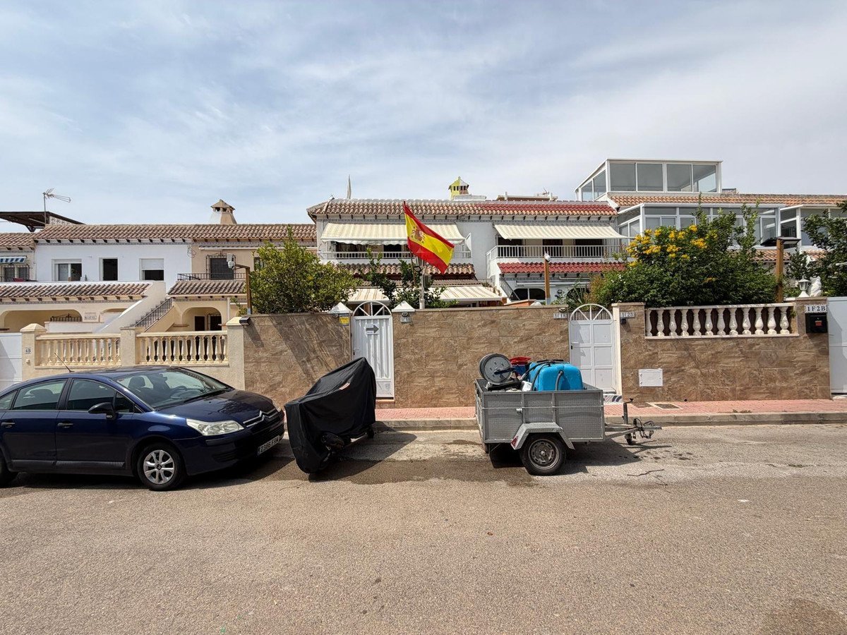2 Bed Bungalow in Torrevieja