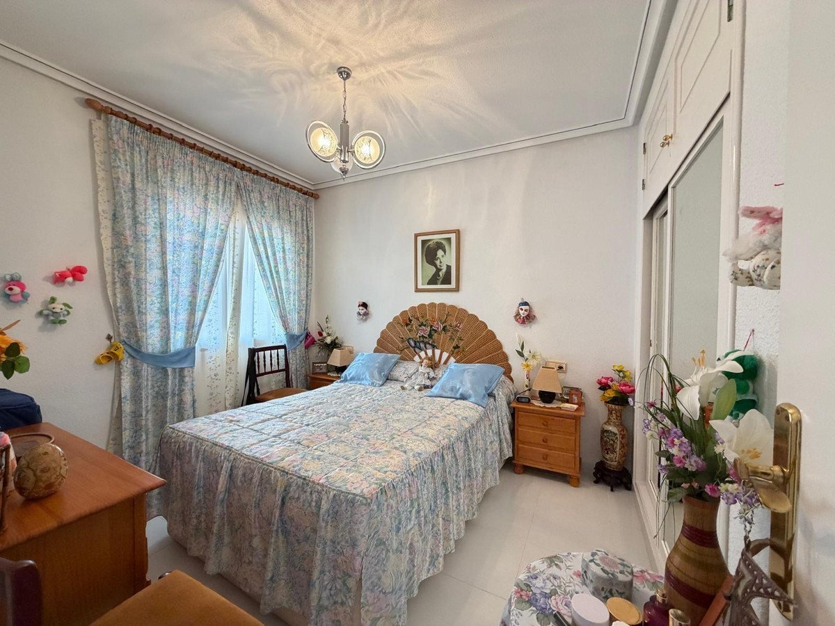 2 Bed Bungalow in Torrevieja