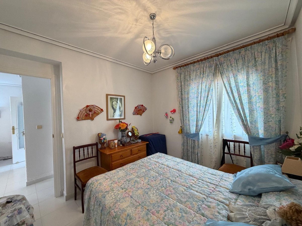 2 Bed Bungalow in Torrevieja