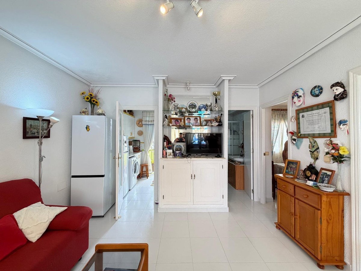 2 Bed Bungalow in Torrevieja