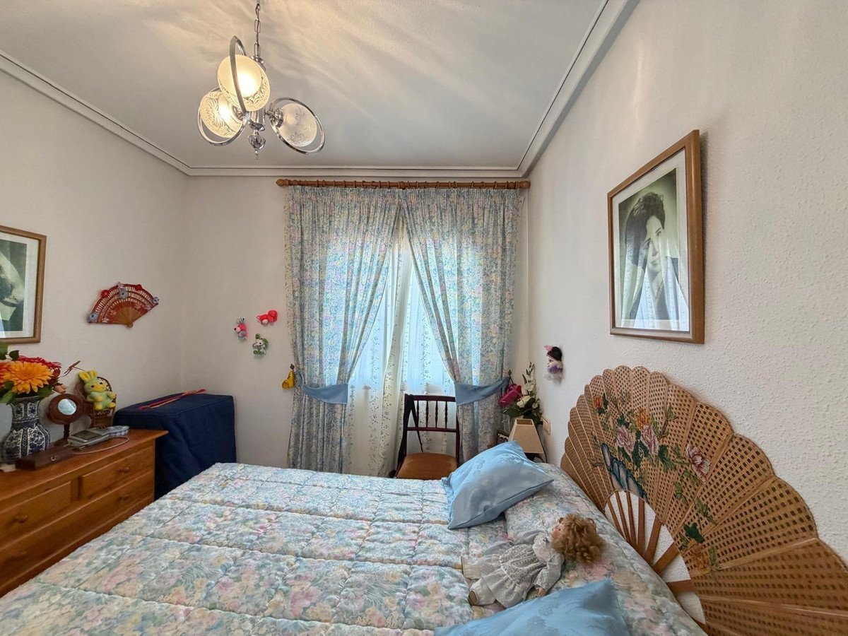 2 Bed Bungalow in Torrevieja