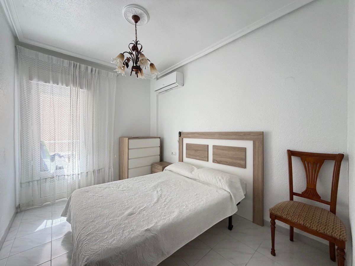 3 Bed Middle Floor Apartment in Torrevieja