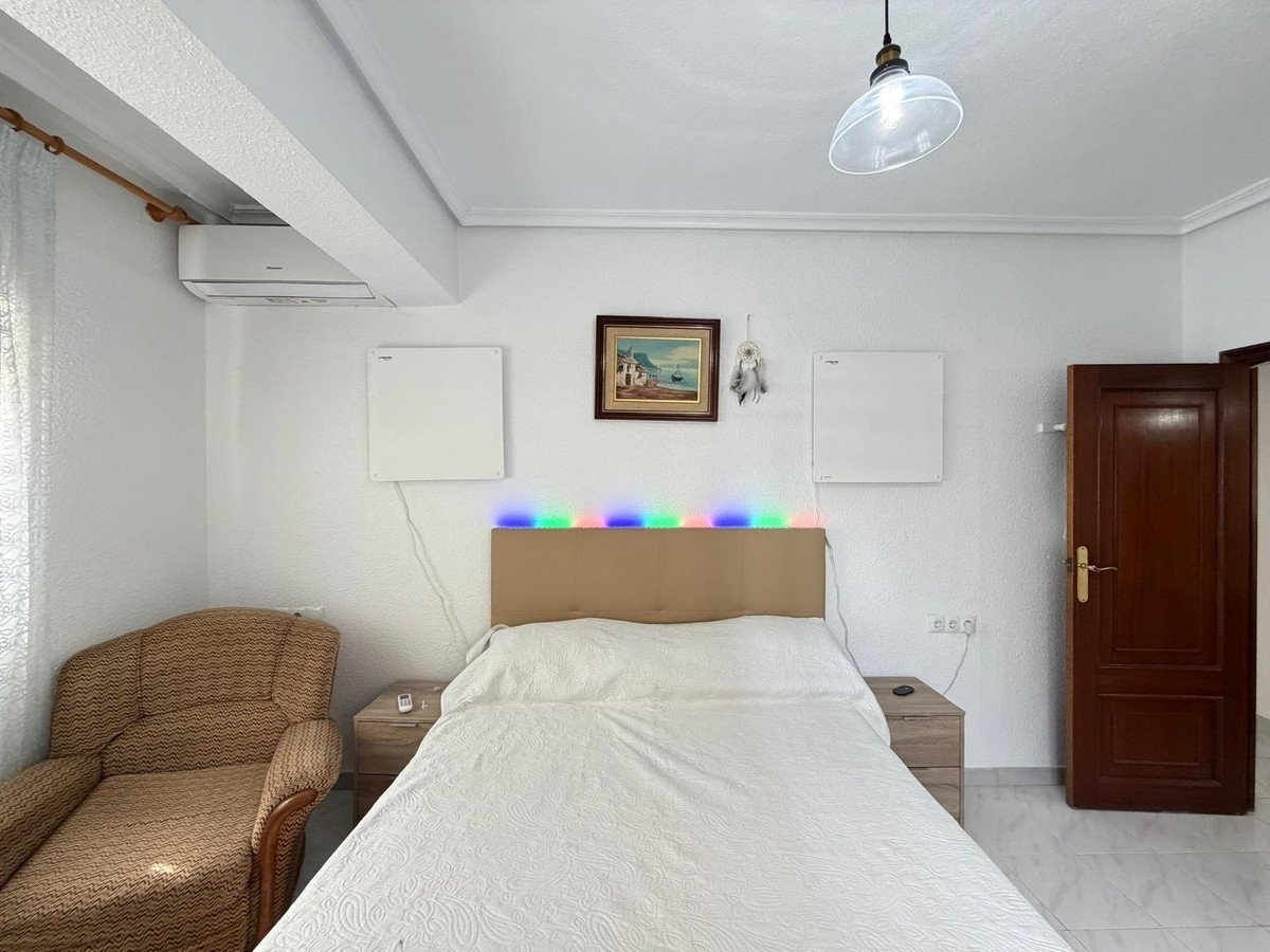 3 Bed Middle Floor Apartment in Torrevieja