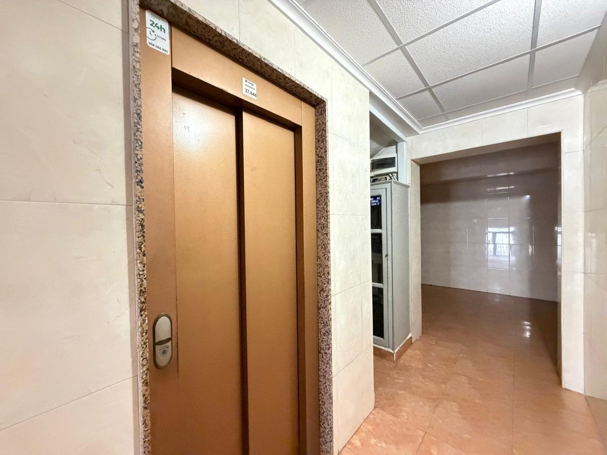 3 Bed Middle Floor Apartment in Torrevieja