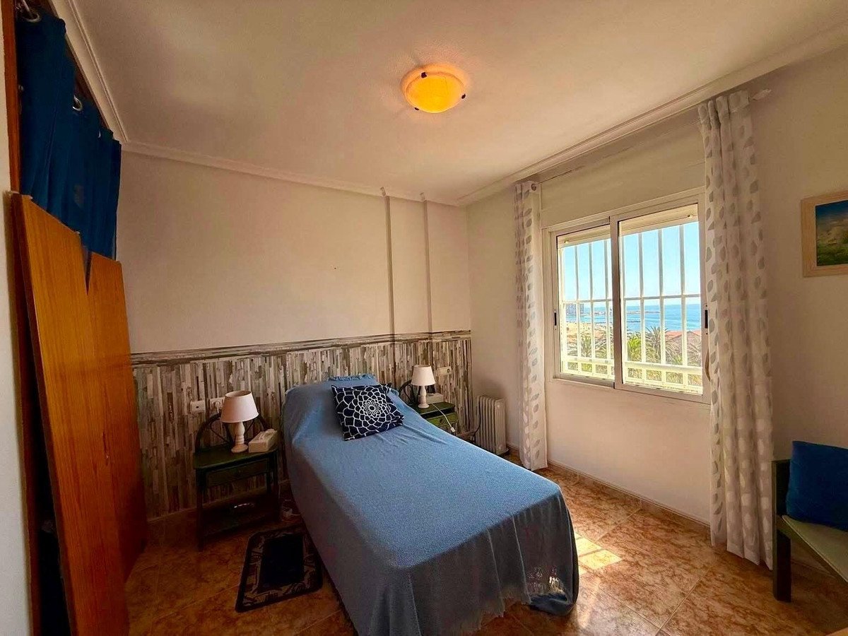 2 Bed Middle Floor Apartment in Torrevieja