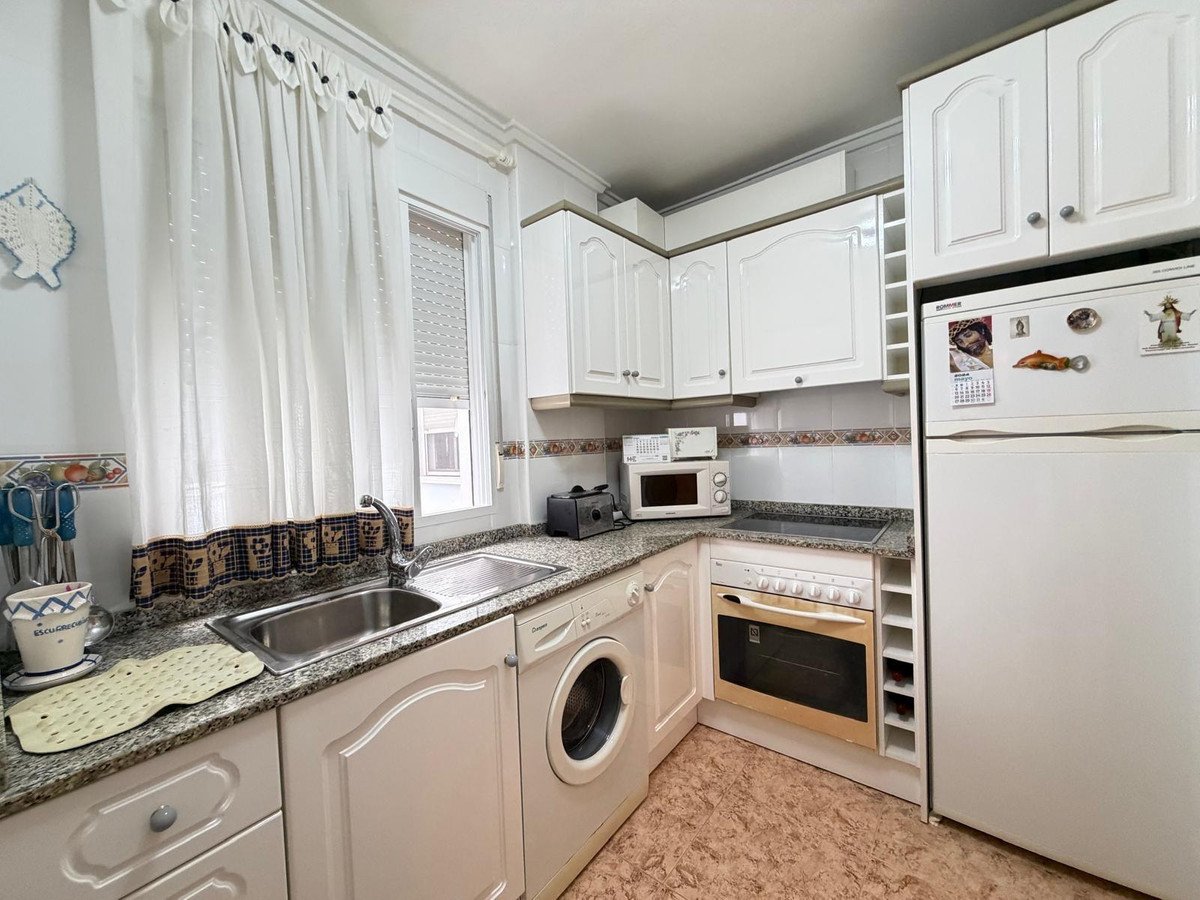 3 Bed Middle Floor Apartment in Torrevieja
