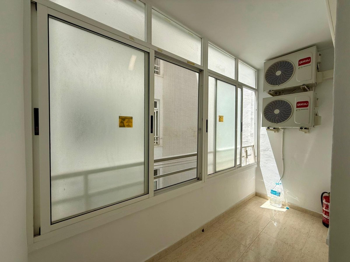 2 Bed Middle Floor Apartment in Torrevieja