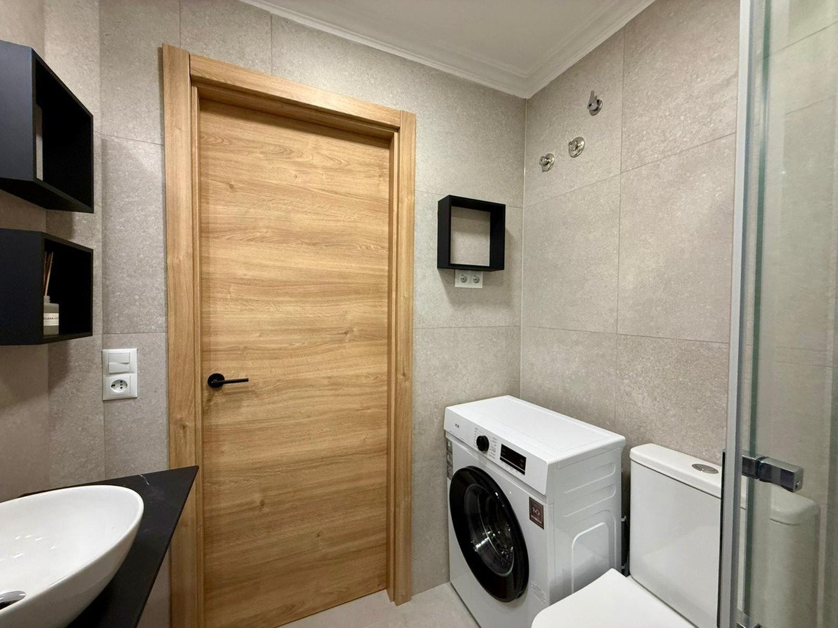 2 Bed Middle Floor Apartment in Torrevieja