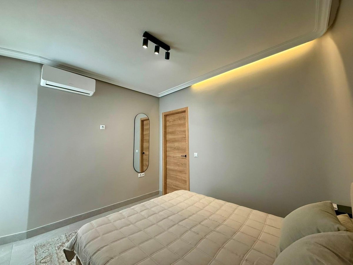2 Bed Middle Floor Apartment in Torrevieja