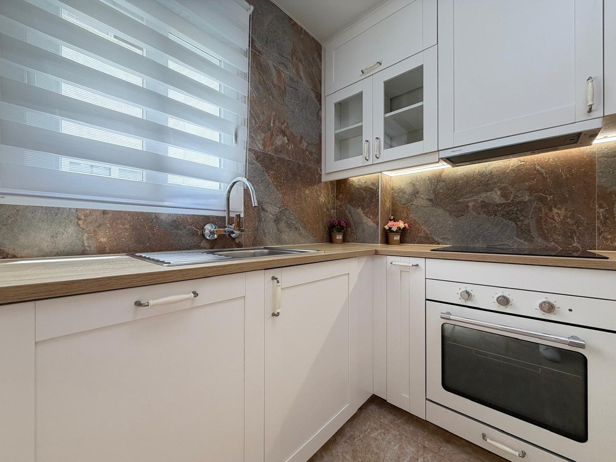 3 Bed Middle Floor Apartment in Torrevieja