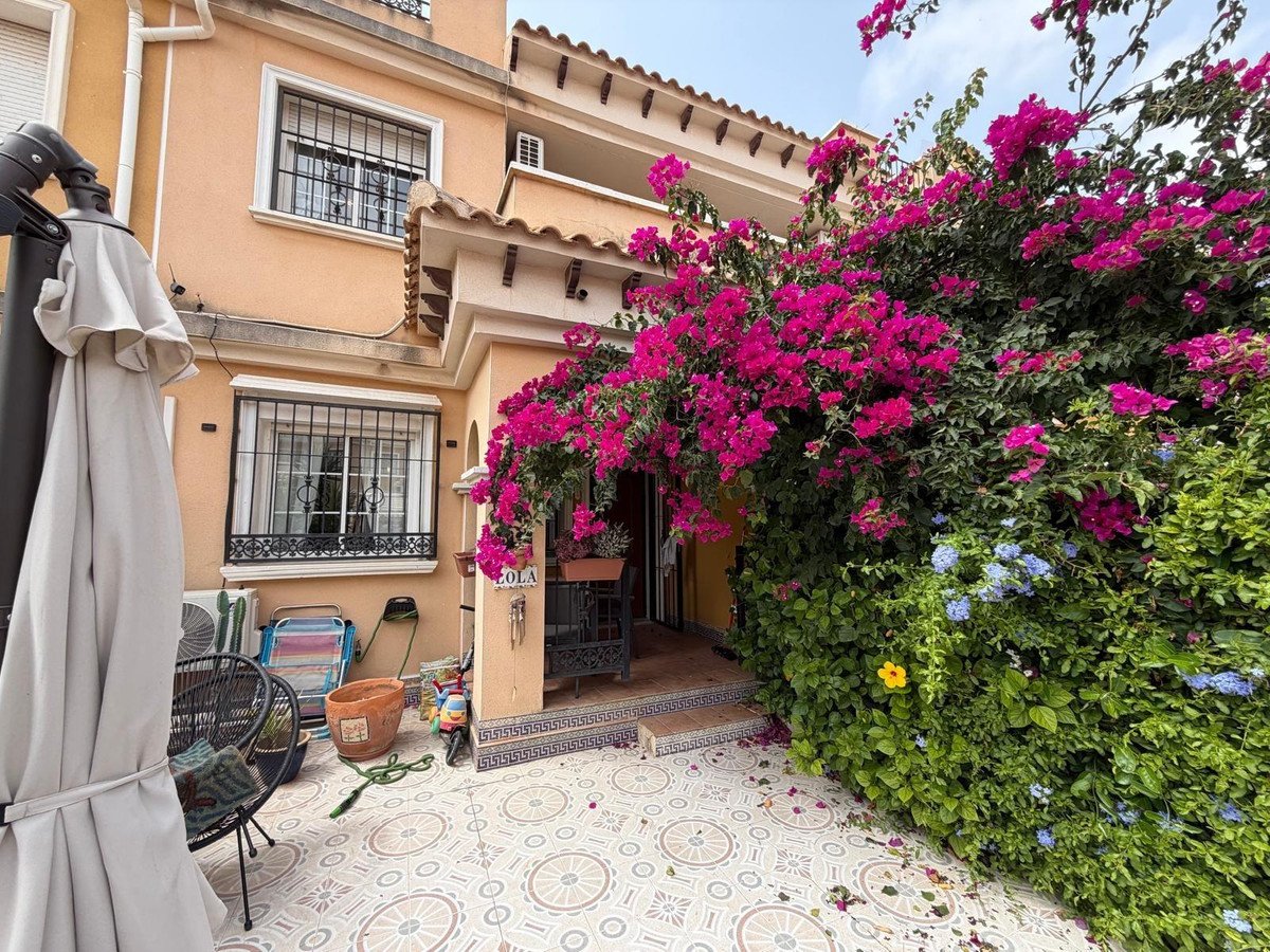 3 Bed Bungalow in Torrevieja