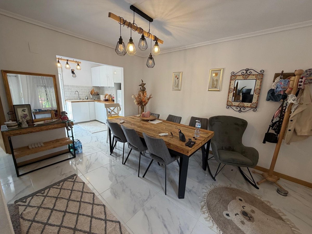 3 Bed Bungalow in Torrevieja