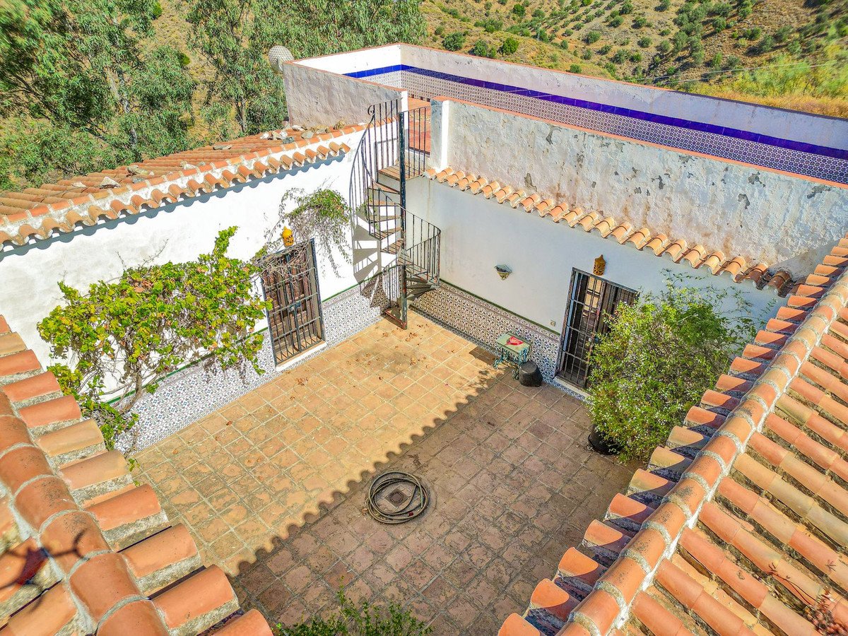 3 Bed Detached Villa in Sedella