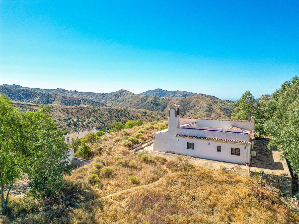 3 Bed Detached Villa in Sedella