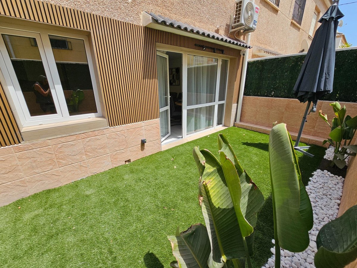3 Bed Bungalow in Torrevieja