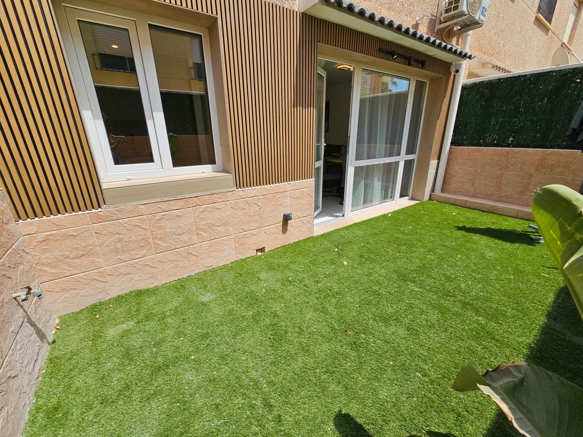 3 Bed Bungalow in Torrevieja