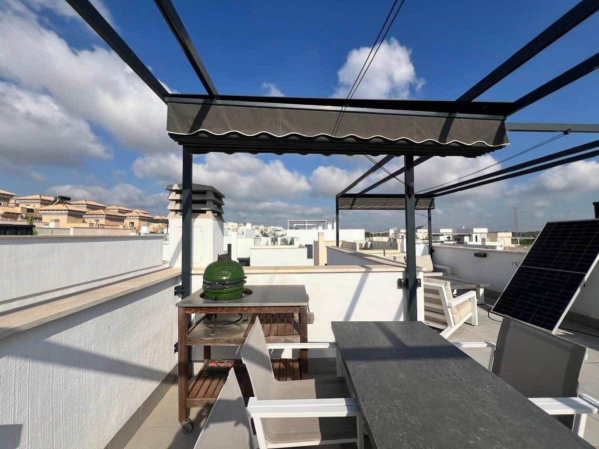 3 Bed Bungalow in Orihuela Costa