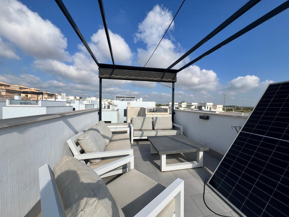 3 Bed Bungalow in Orihuela Costa