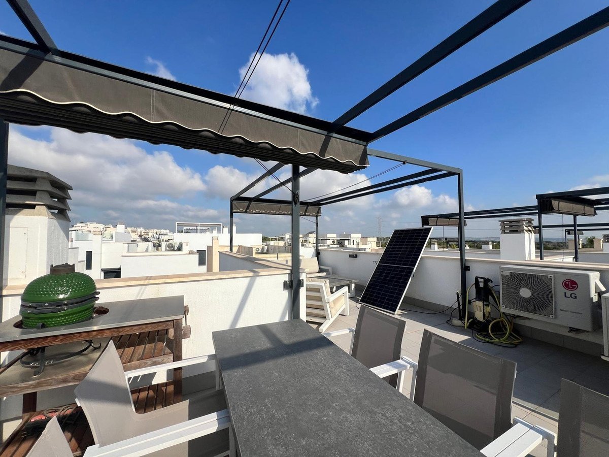3 Bed Bungalow in Orihuela Costa