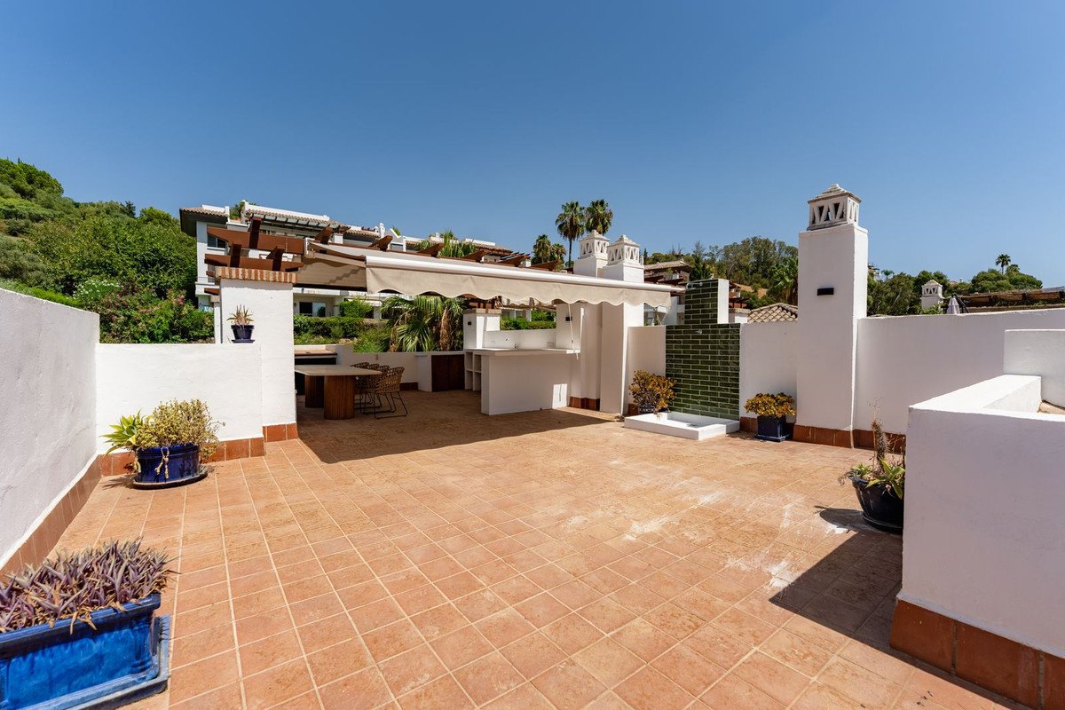 2 Bed Penthouse in Los Arqueros