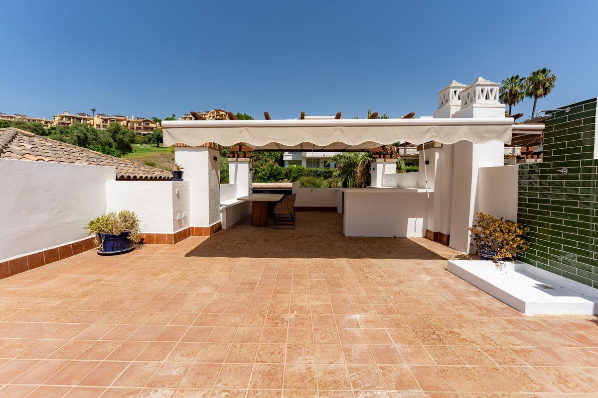 2 Bed Penthouse in Los Arqueros