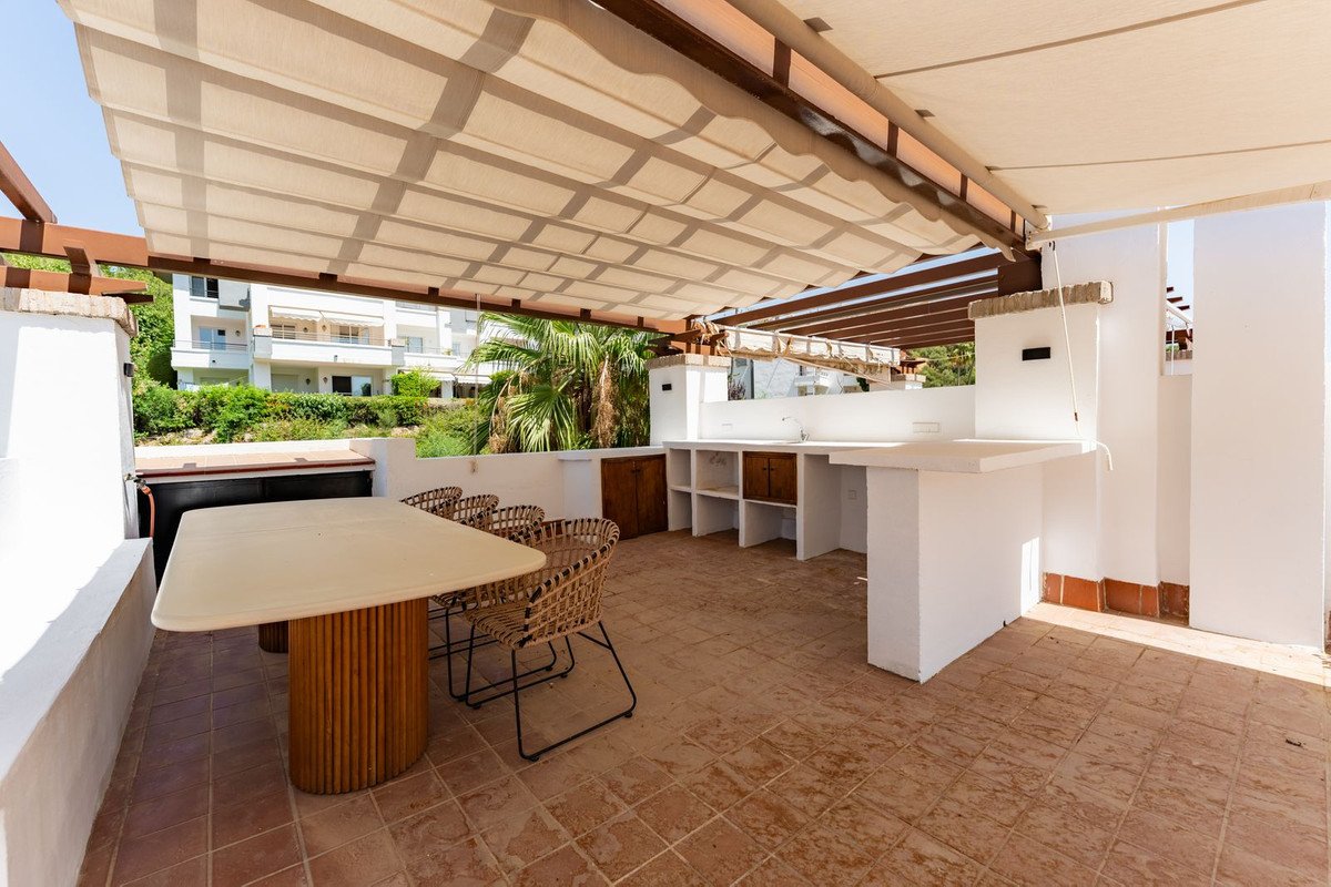 2 Bed Penthouse in Los Arqueros