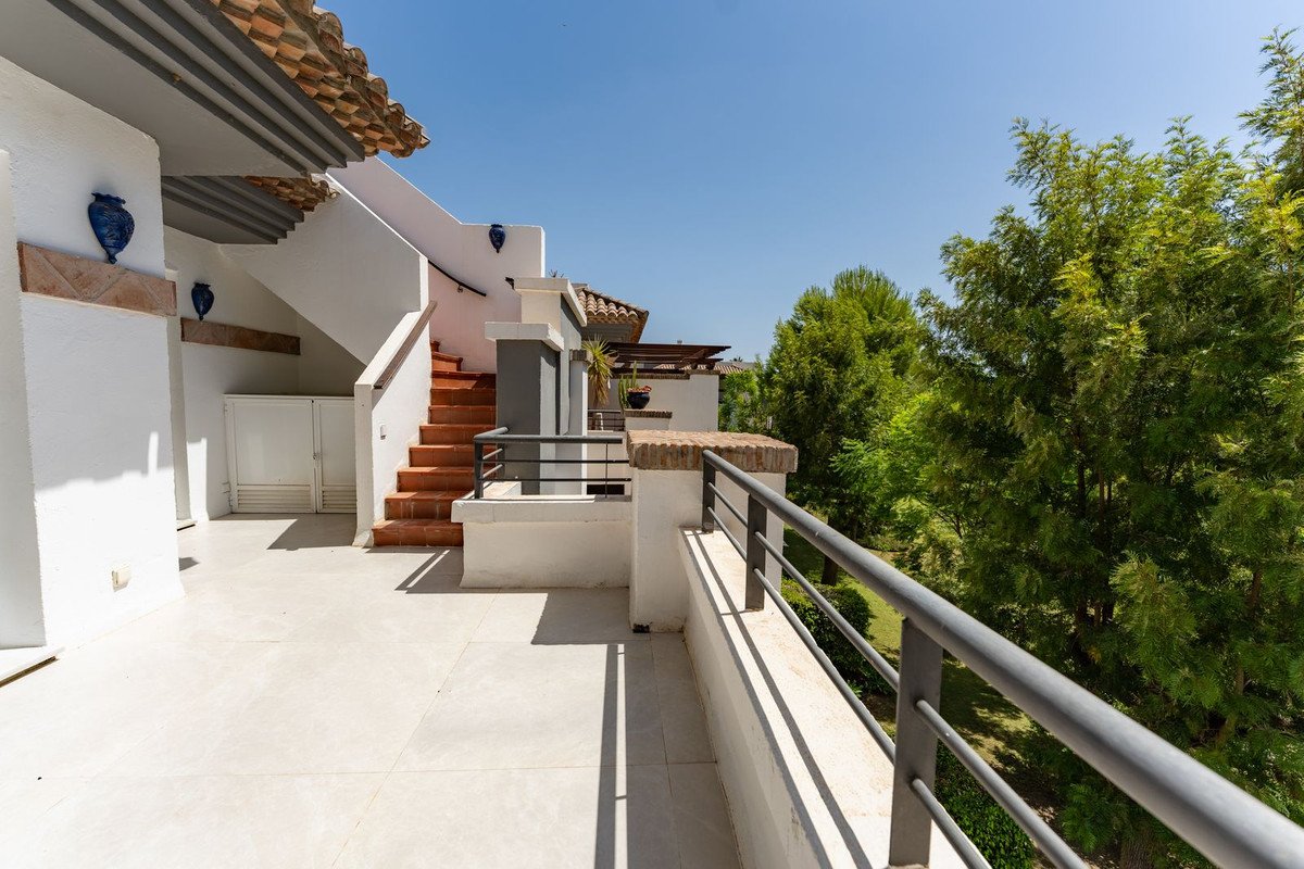 2 Bed Penthouse in Los Arqueros