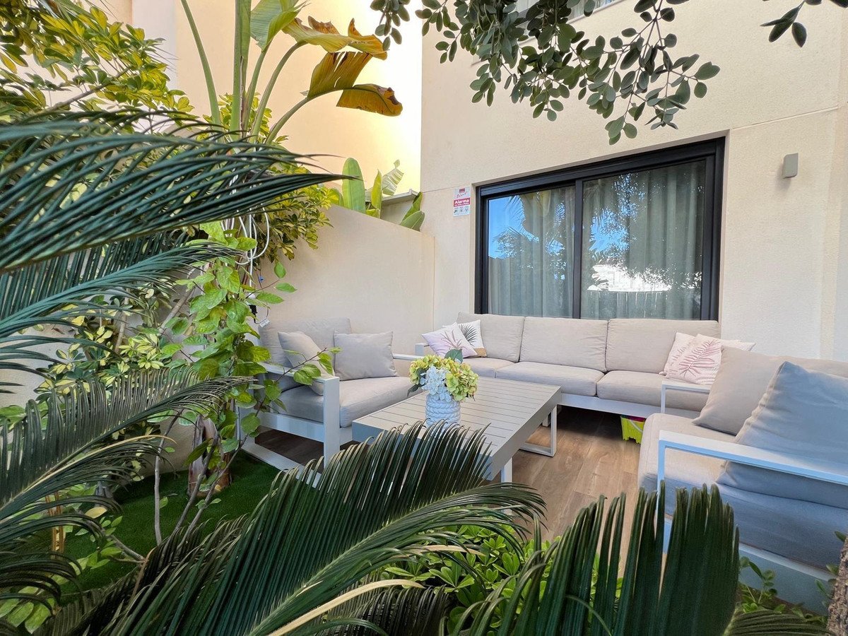 3 Bed Bungalow in Torrevieja