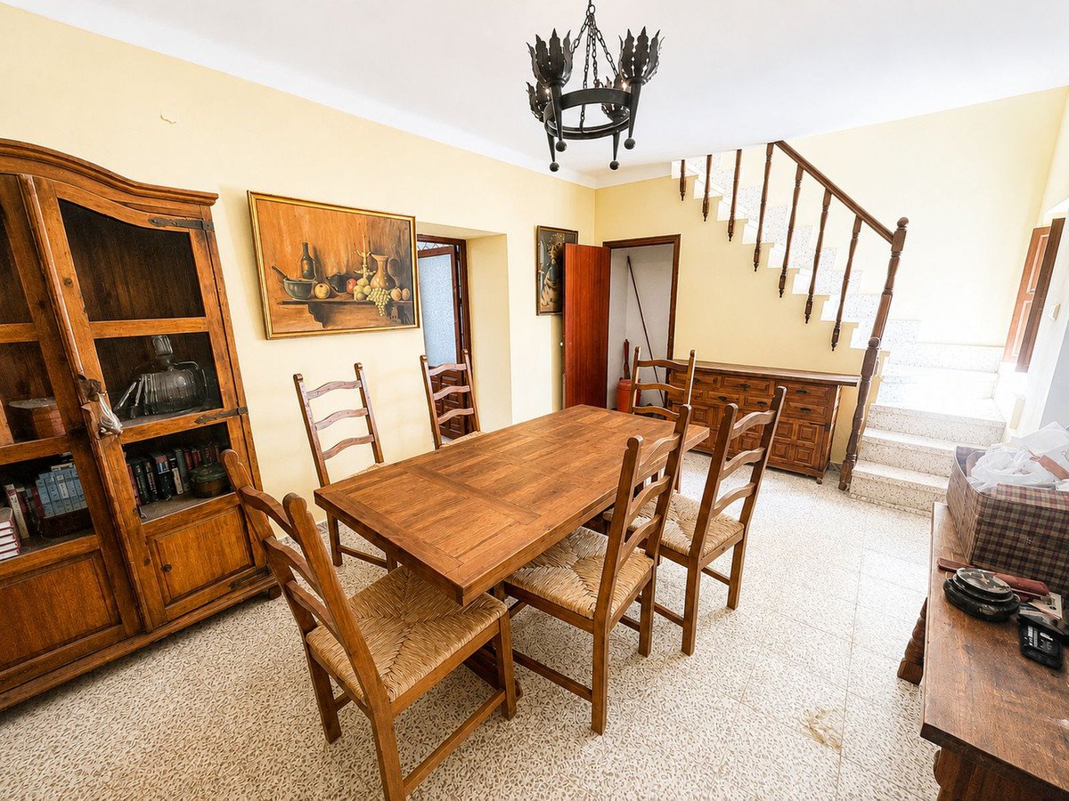 3 Bed Semi-Detached House in Pizarra