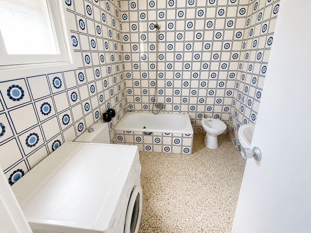 3 Bed Semi-Detached House in Pizarra