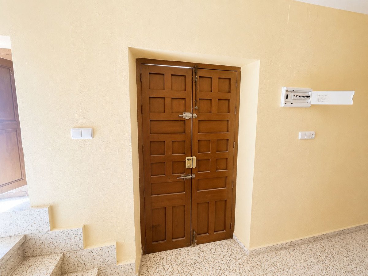 3 Bed Semi-Detached House in Pizarra