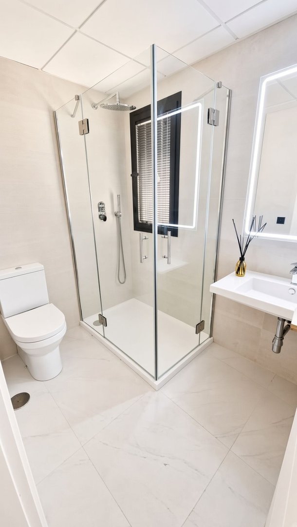 2 Bed Ground Floor Apartment in Estepona