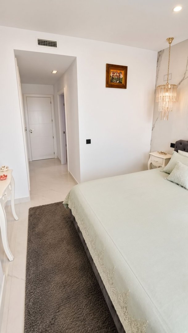 2 Bed Ground Floor Apartment in Estepona