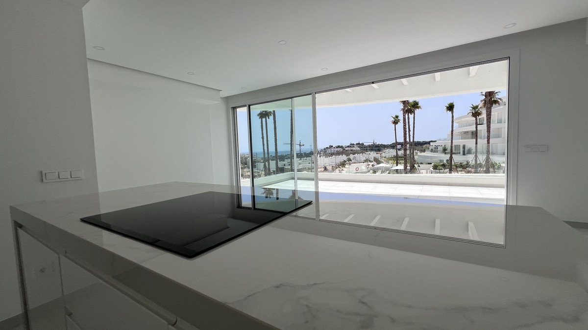 3 Bed Middle Floor Apartment in La Cala de Mijas