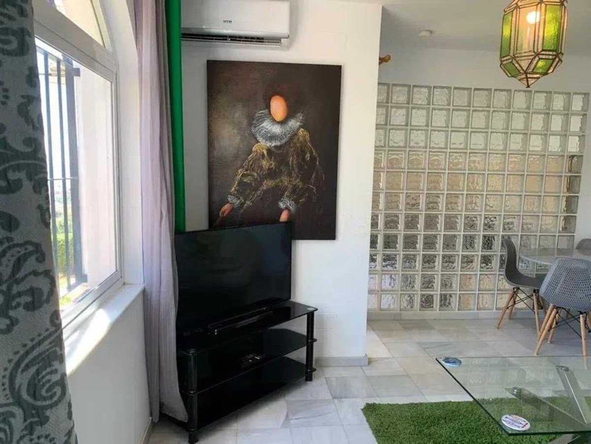2 Bed Ground Floor Apartment in Calahonda