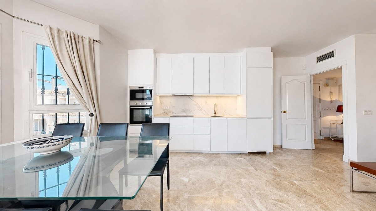 3 Bed Penthouse Duplex in Nueva Andalucía