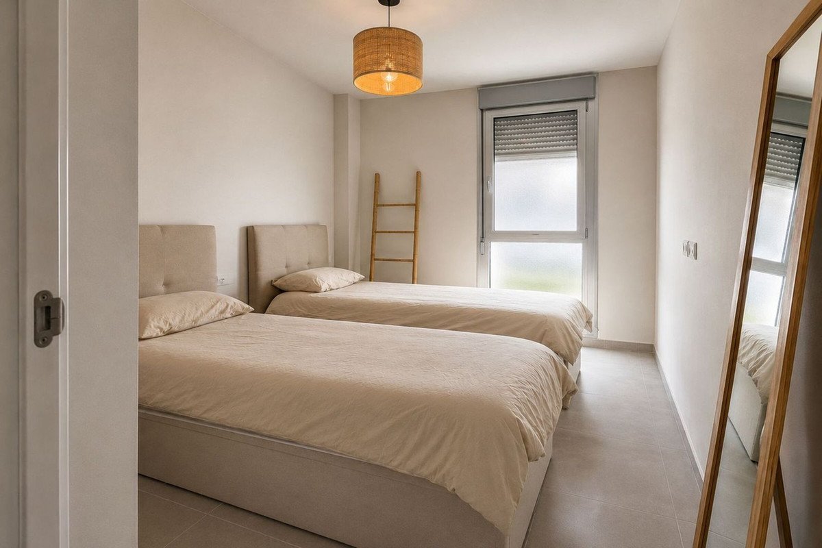 3 Bed Middle Floor Apartment in Cancelada
