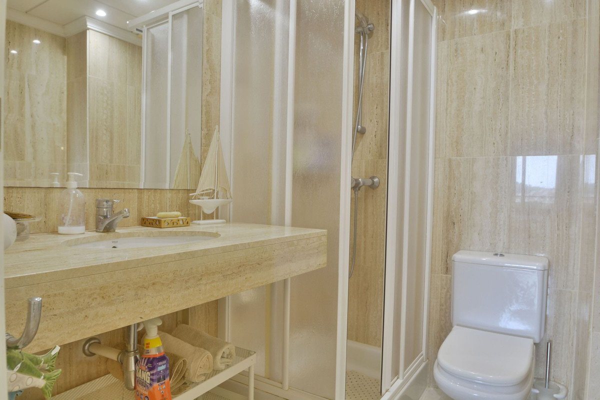 2 Bed Ground Floor Apartment in Elviria