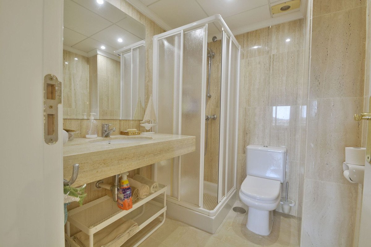 2 Bed Ground Floor Apartment in Elviria