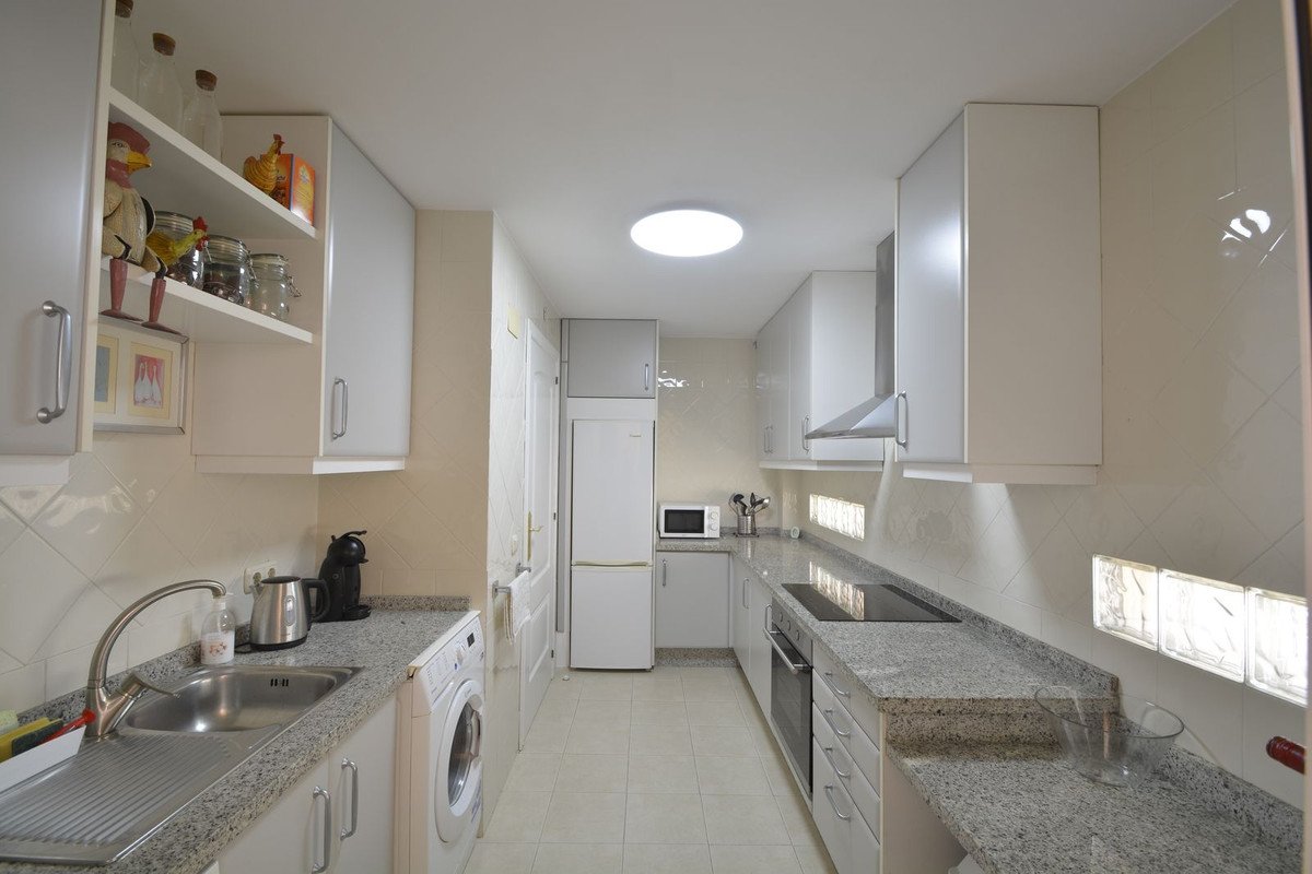 2 Bed Ground Floor Apartment in Elviria