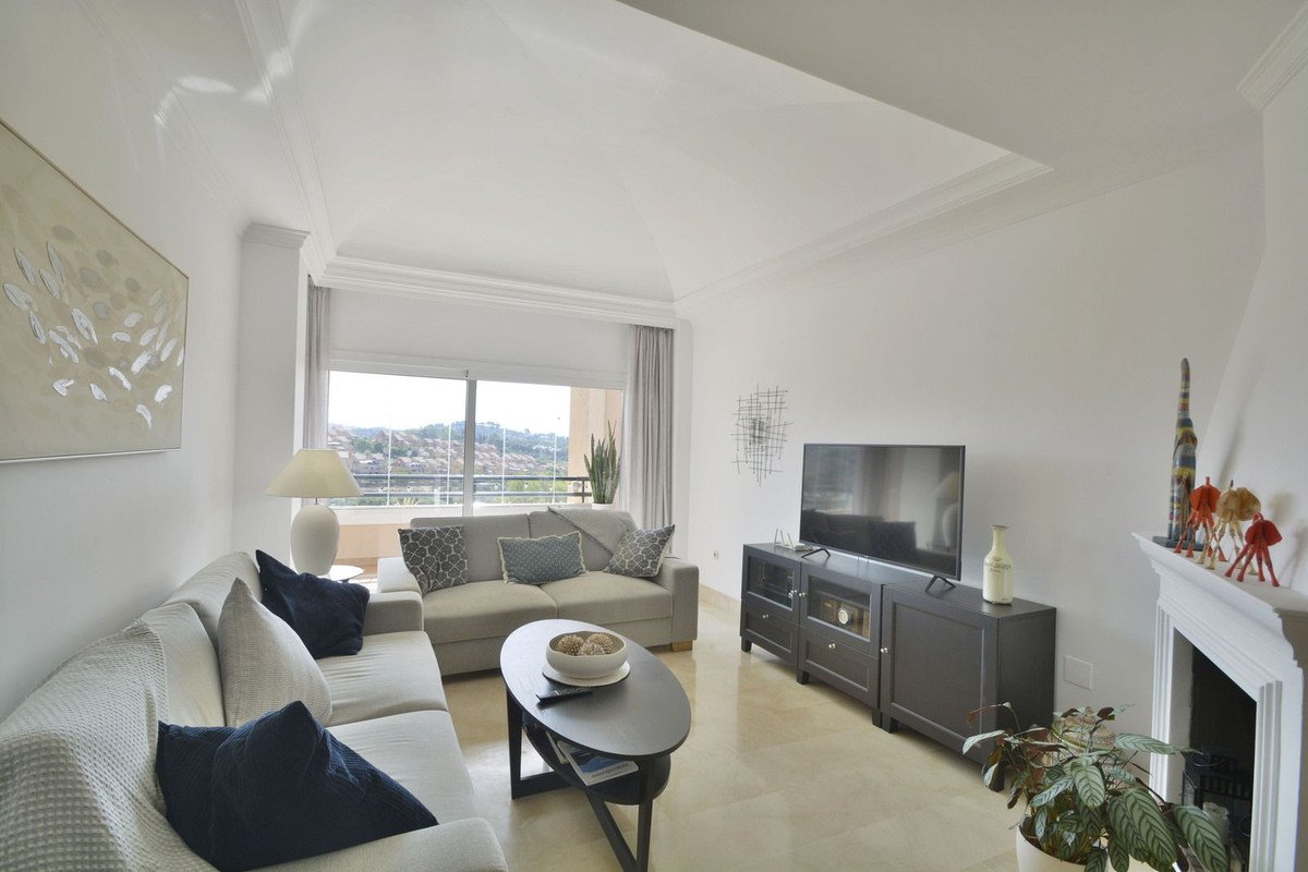 2 Bed Ground Floor Apartment in Elviria